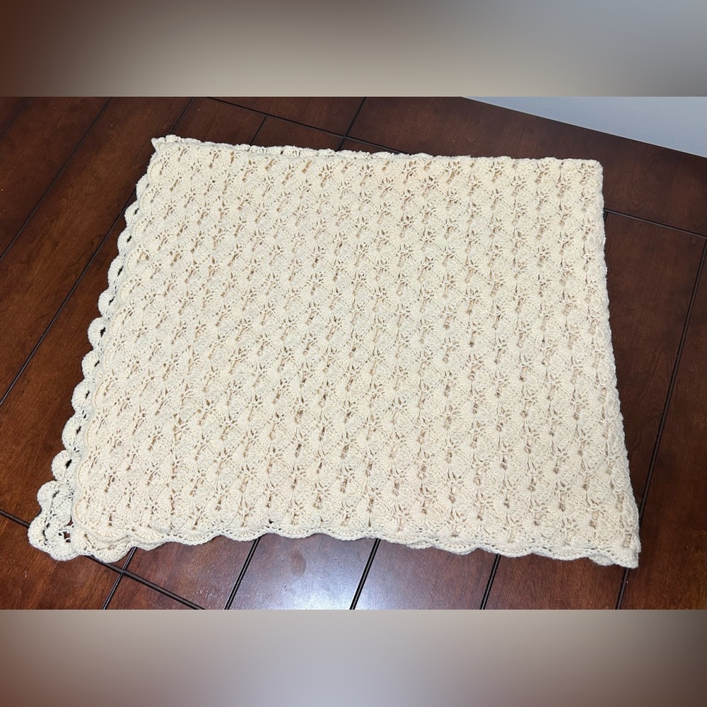 Hand Knit Crochet Throw Blanket Ivory Cream 61x52